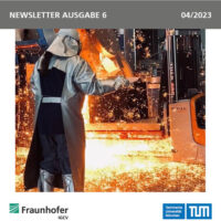 Titelbild des Newsletters Ausgabe 6. Eisenabguss am Fraunhofer IGCV mit überschießender Eisenschmelze